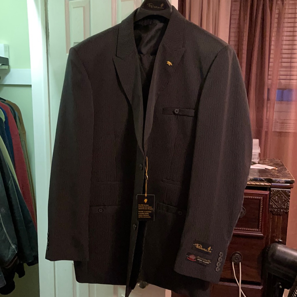 Brand New Men Black Pinstripe Suit Size 48